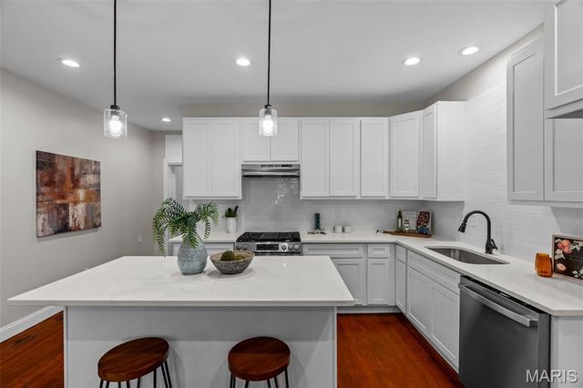 5343 Arsenal Street, St Louis, MO 63139