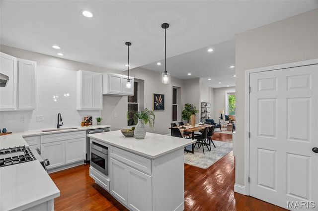 5343 Arsenal Street, St Louis, MO 63139
