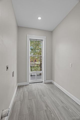 5343 Arsenal Street, St Louis, MO 63139