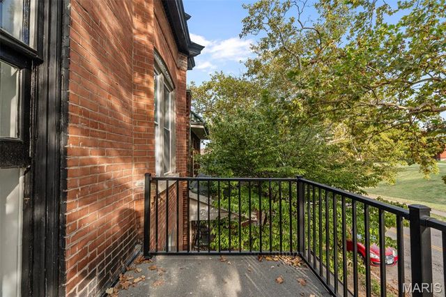 5343 Arsenal Street, St Louis, MO 63139