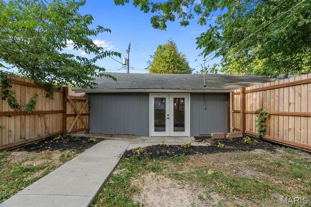 5343 Arsenal Street, St Louis, MO 63139
