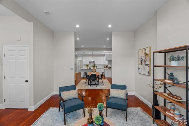 5343 Arsenal Street, St Louis, MO 63139