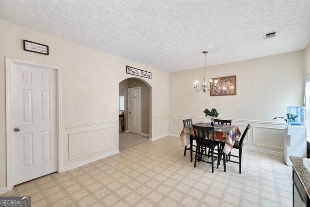 6198 Shoals Loop, Union City, GA 30291