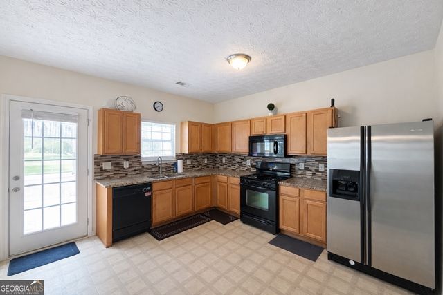 6198 Shoals Loop, Union City, GA 30291