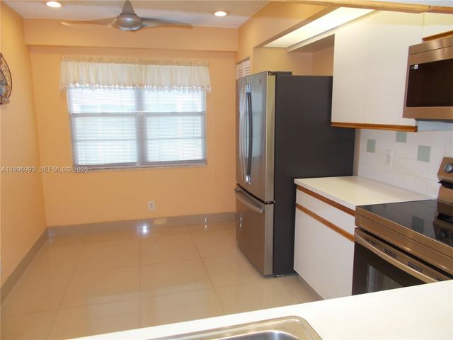 13001 SW 15th Ct 408T, Pembroke Pines, FL 33027