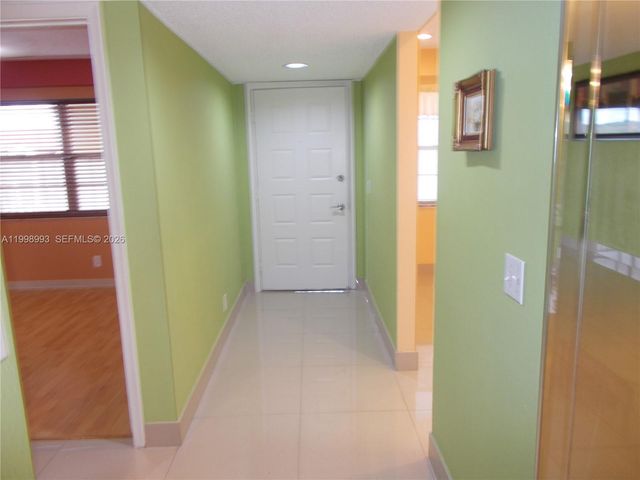 13001 SW 15th Ct 408T, Pembroke Pines, FL 33027