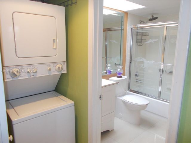 13001 SW 15th Ct 408T, Pembroke Pines, FL 33027