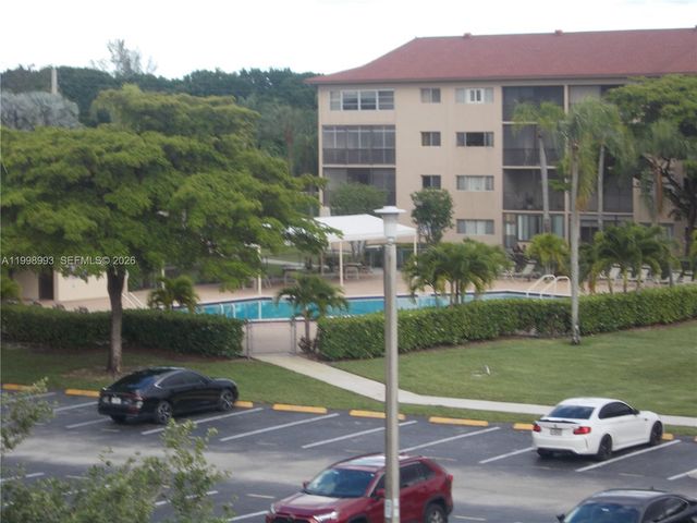 13001 SW 15th Ct 408T, Pembroke Pines, FL 33027