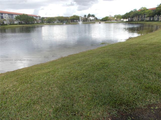 13001 SW 15th Ct 408T, Pembroke Pines, FL 33027