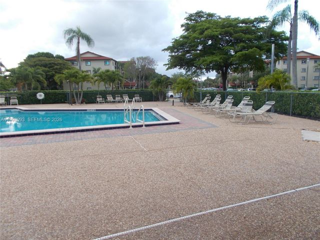 13001 SW 15th Ct 408T, Pembroke Pines, FL 33027