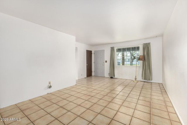 1056 W Farmdale Avenue, Mesa, AZ 85210