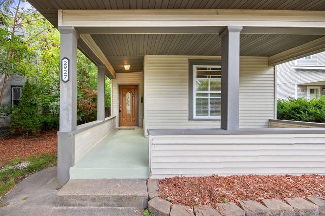 2927 Girard Avenue N, Minneapolis, MN 55411