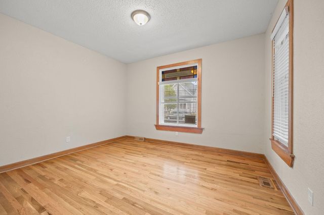 2927 Girard Avenue N, Minneapolis, MN 55411