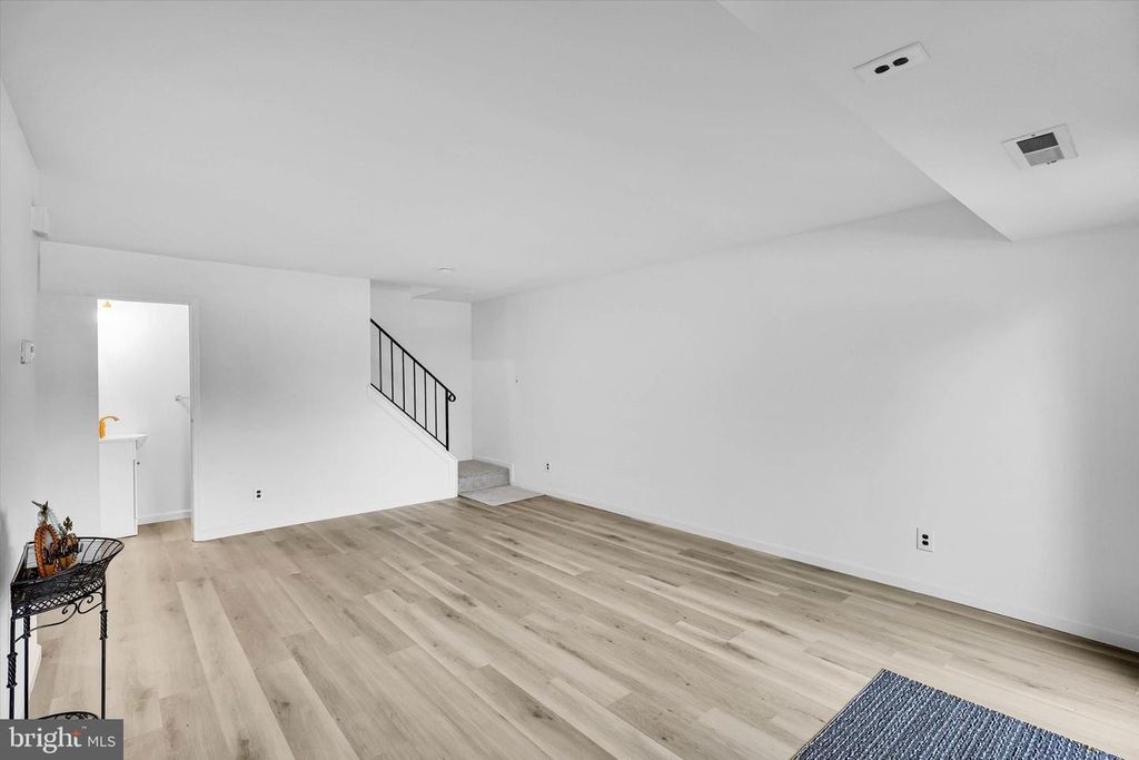 3051 HARBOUR DR, PALMYRA, NJ 08065 — photo 5