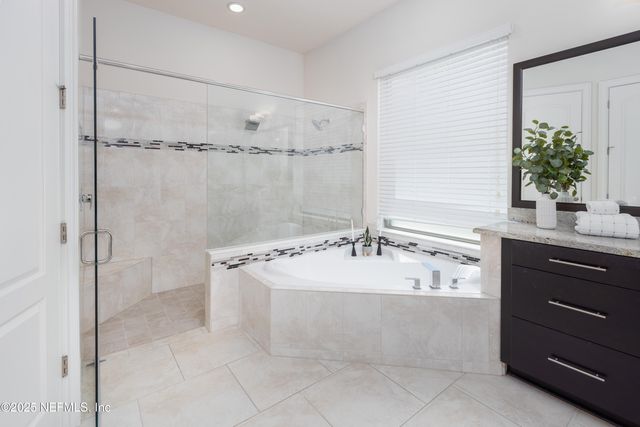 368 ST JOHNS FOREST Boulevard, St. Johns, FL 32259