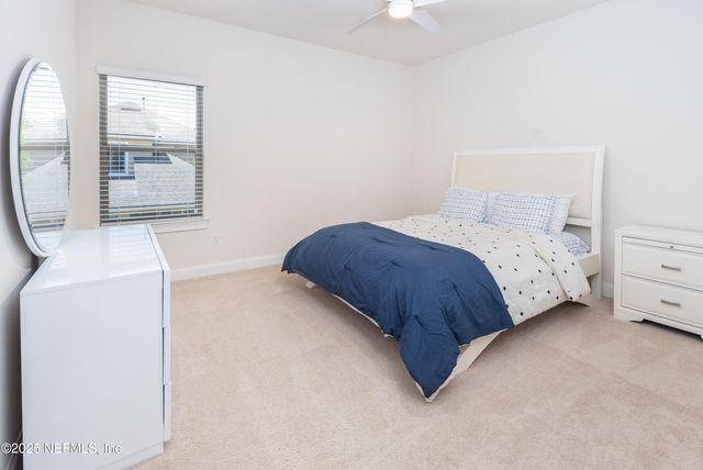 368 ST JOHNS FOREST Boulevard, St. Johns, FL 32259