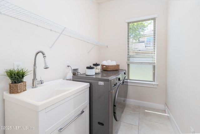 368 ST JOHNS FOREST Boulevard, St. Johns, FL 32259