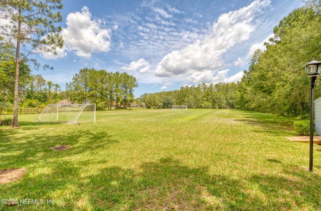 368 ST JOHNS FOREST Boulevard, St. Johns, FL 32259