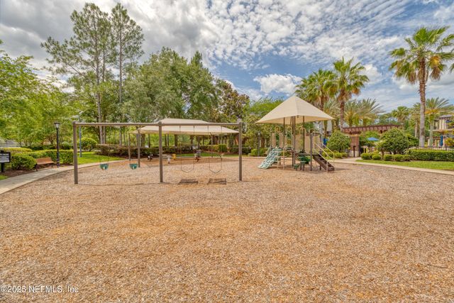 368 ST JOHNS FOREST Boulevard, St. Johns, FL 32259