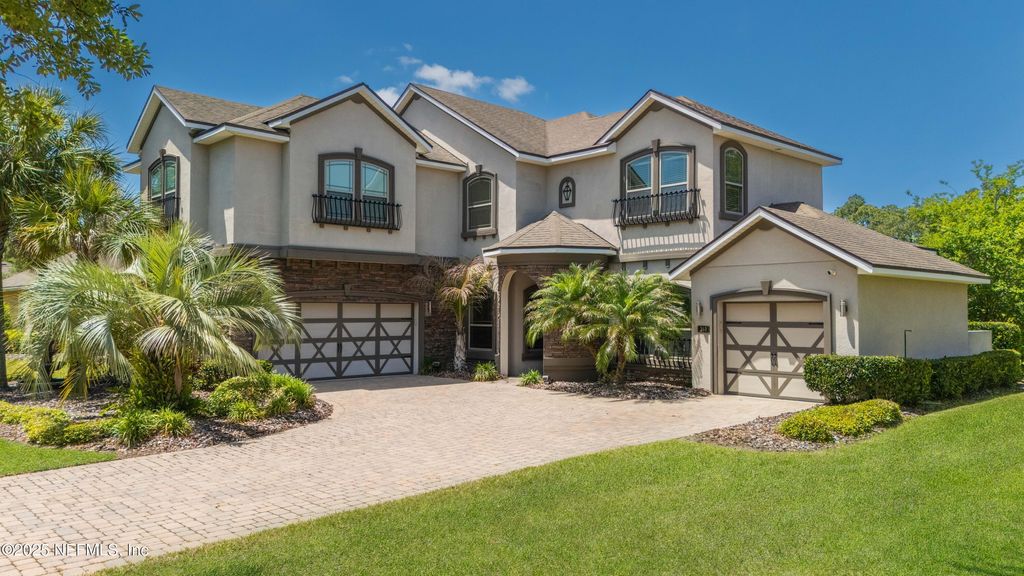 368 ST JOHNS FOREST Boulevard, St. Johns, FL 32259