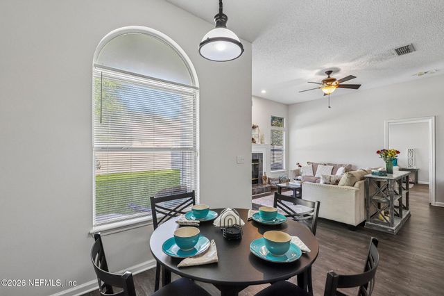 700 SCARLET VIEW Court, Orange Park, FL 32073