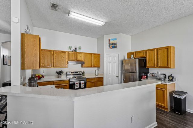 700 SCARLET VIEW Court, Orange Park, FL 32073