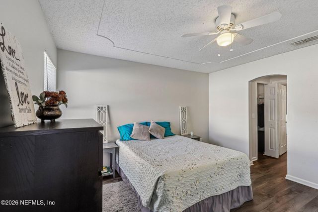 700 SCARLET VIEW Court, Orange Park, FL 32073