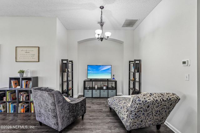 700 SCARLET VIEW Court, Orange Park, FL 32073