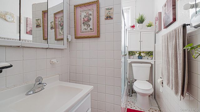 1659 Decatur Street, Ridgewood, NY 11385