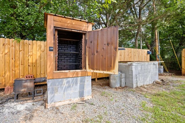 11869 E Valley Road, Dunlap, TN 37327