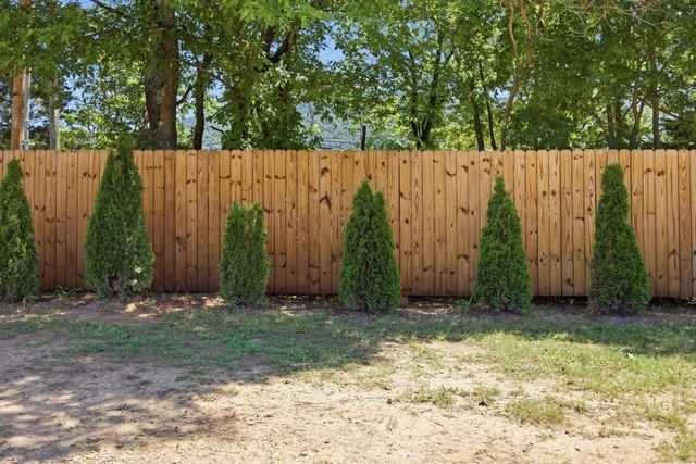 11869 E Valley Road, Dunlap, TN 37327