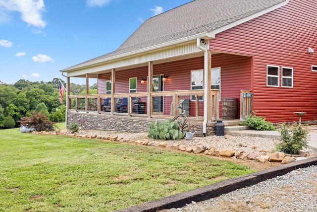11869 E Valley Road, Dunlap, TN 37327