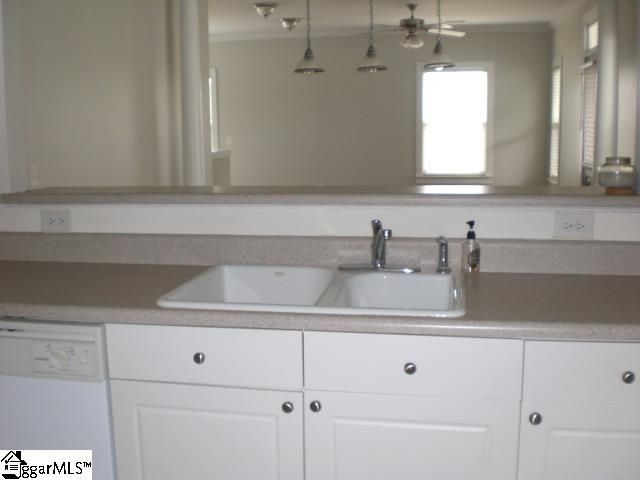16-B Oakhurst Avenue, Greenville, SC 29609