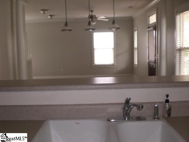 16-B Oakhurst Avenue, Greenville, SC 29609
