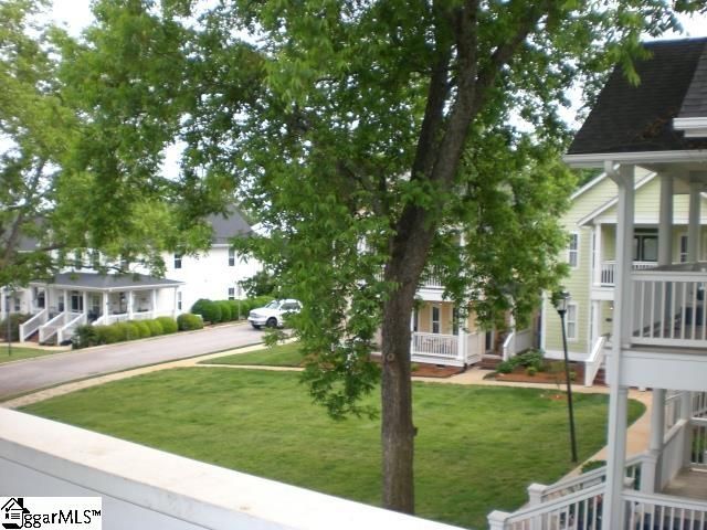 16-B Oakhurst Avenue, Greenville, SC 29609