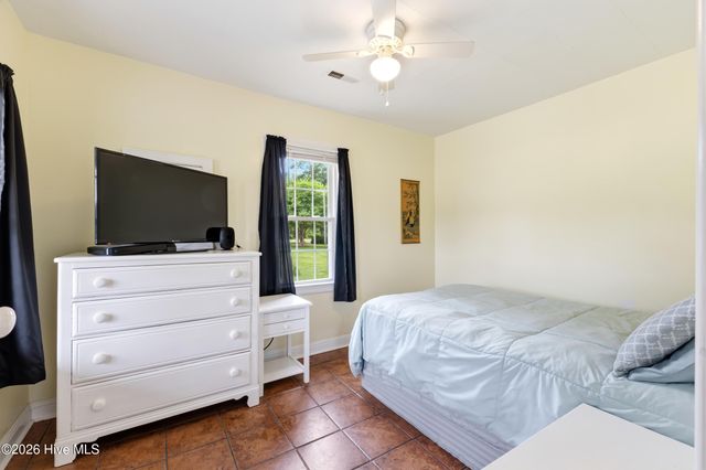 18791 Us Hwy 421, Willard, NC 28478