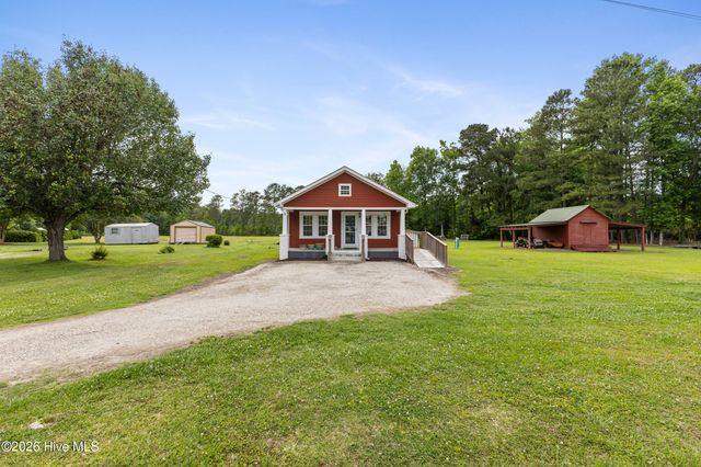 18791 Us Hwy 421, Willard, NC 28478