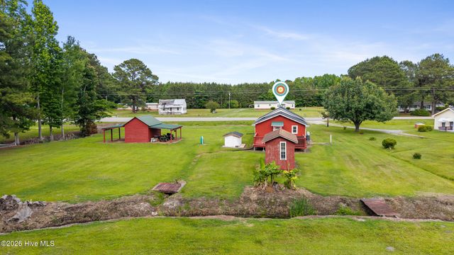 18791 Us Hwy 421, Willard, NC 28478