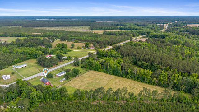 18791 Us Hwy 421, Willard, NC 28478