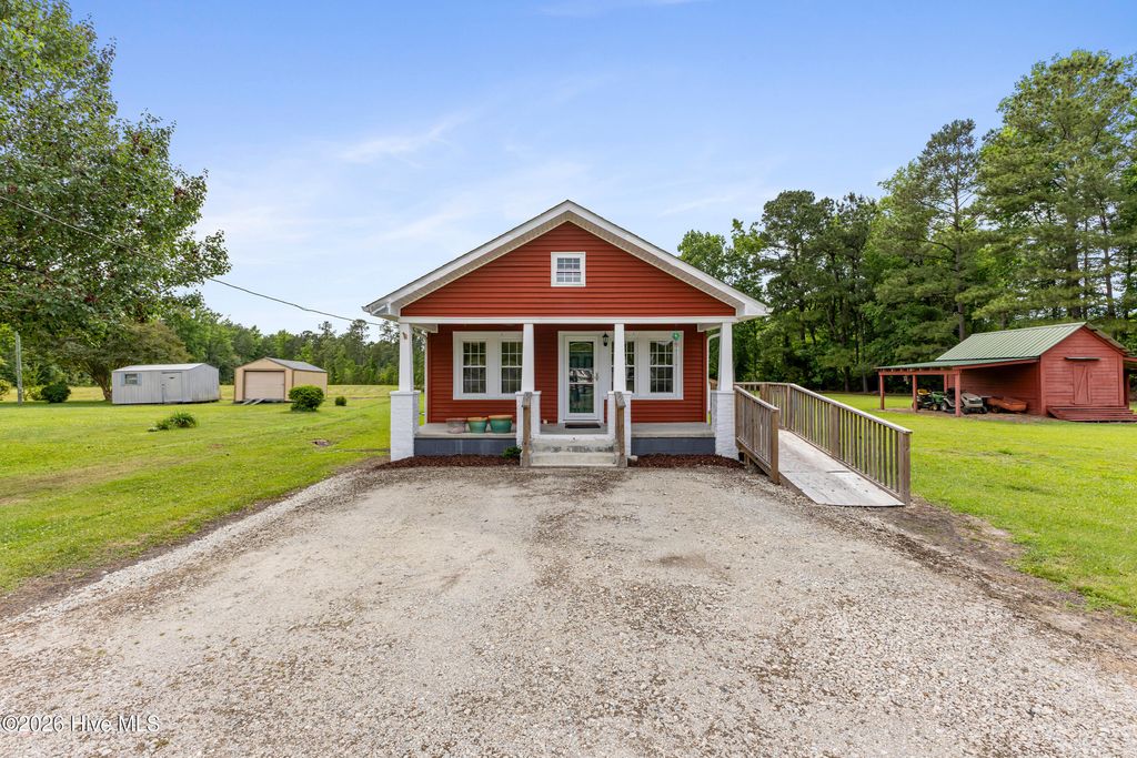 18791 Us Hwy 421, Willard, NC 28478