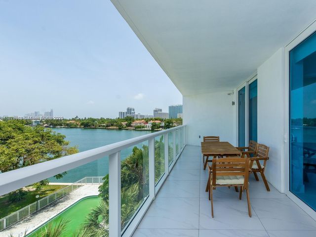 9821 E Bay Harbor Dr 502, Bay Harbor Islands, FL 33154