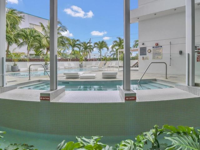 9821 E Bay Harbor Dr 502, Bay Harbor Islands, FL 33154