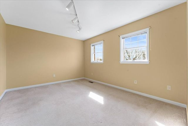 5182 Michael Anthony Lane, Cincinnati, OH 45247