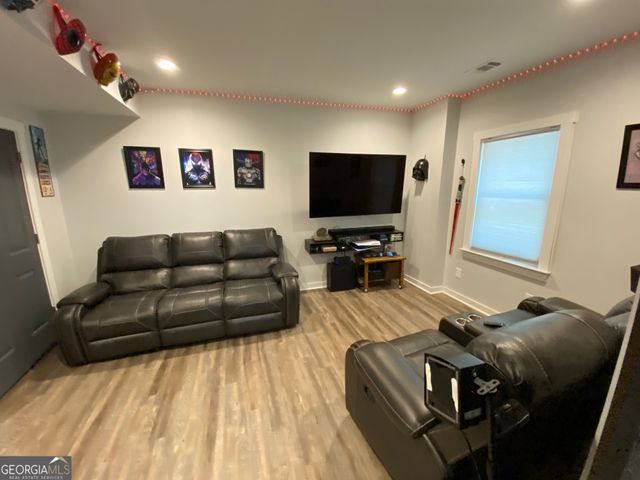 588 Lakeview Terrace SE, Smyrna, GA 30126