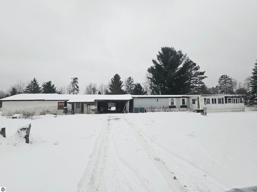 1760 Janet Street, Harrison, MI 48625