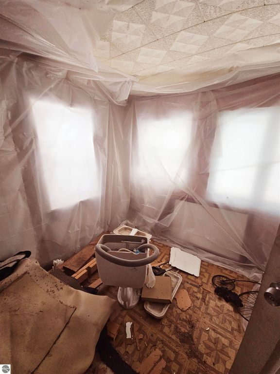 Image 20 of property listing at 1760 Janet Street, Harrison, MI 48625