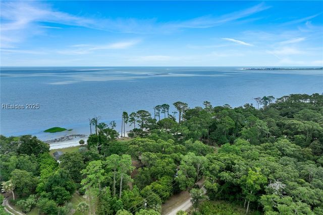 87 McTeer Dr, St Helena Island, SC 29920