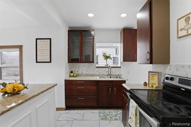 839 Webb Street, Detroit, MI 48202