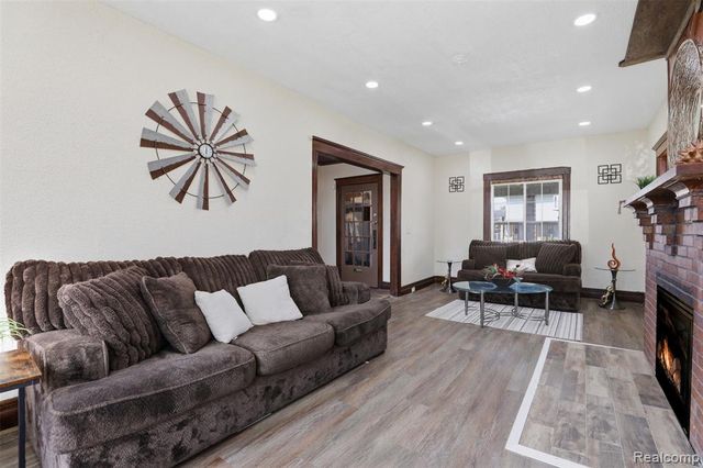 839 Webb Street, Detroit, MI 48202