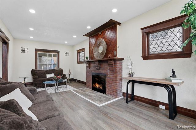 839 Webb Street, Detroit, MI 48202